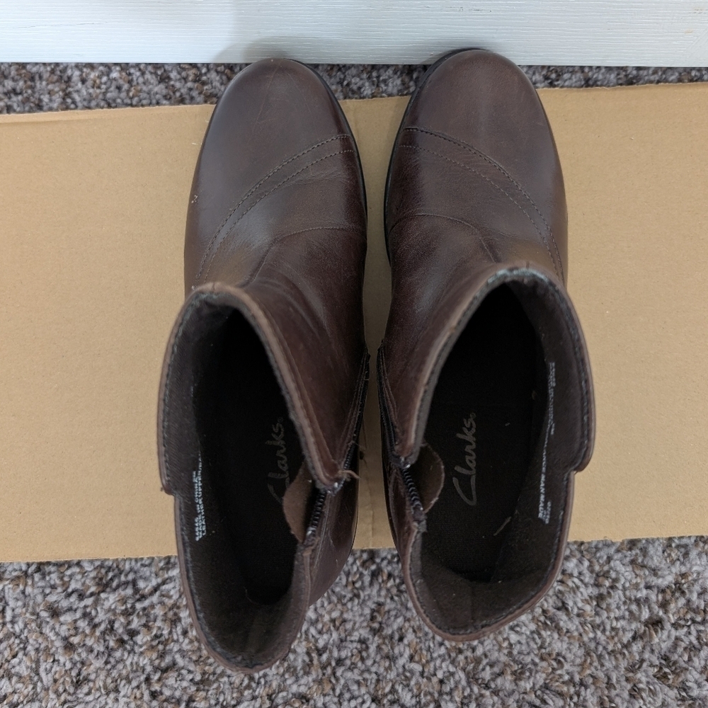 Clark’s Brown Leather Booties - Picture 9 of 12